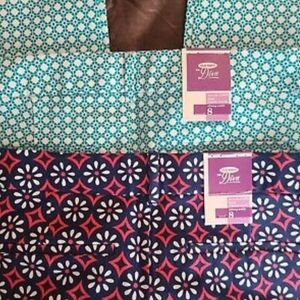 Lot of 2 NWT Old Navy Diva Skinny Ankle Pants Size 8